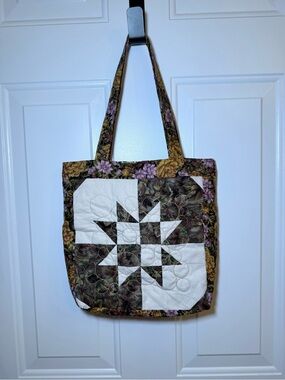 Floral Patchwork Quilted Tote Bag in White and Brown